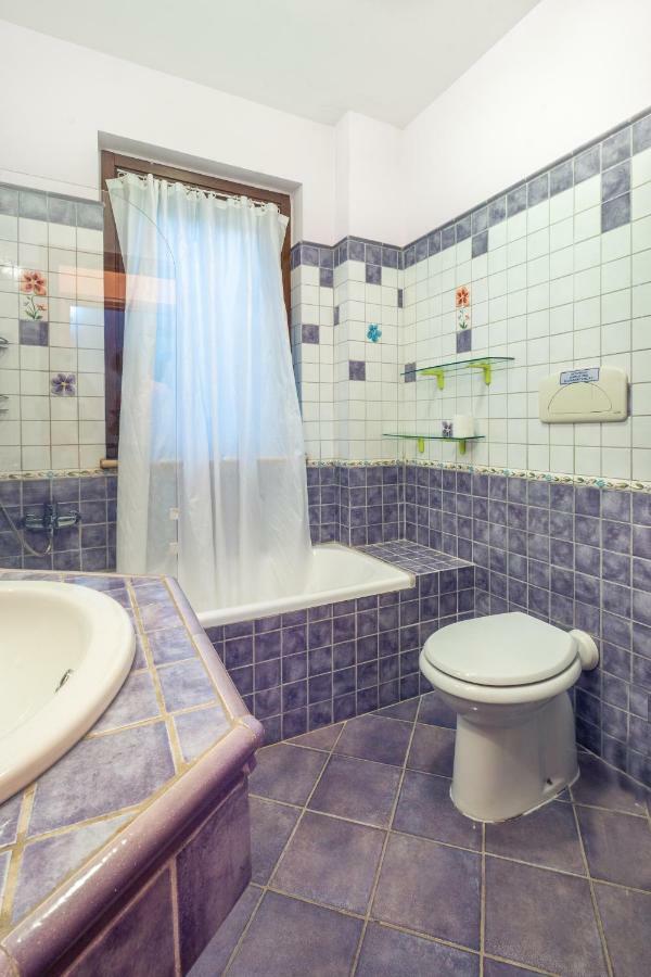 Bed and Breakfast Il Bacio E La Nocciola Labico Exterior foto